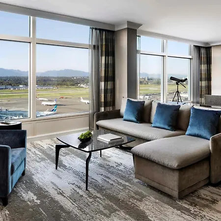 Fairmont Vancouver Airport In-Terminal Hotel Richmond Exterior photo