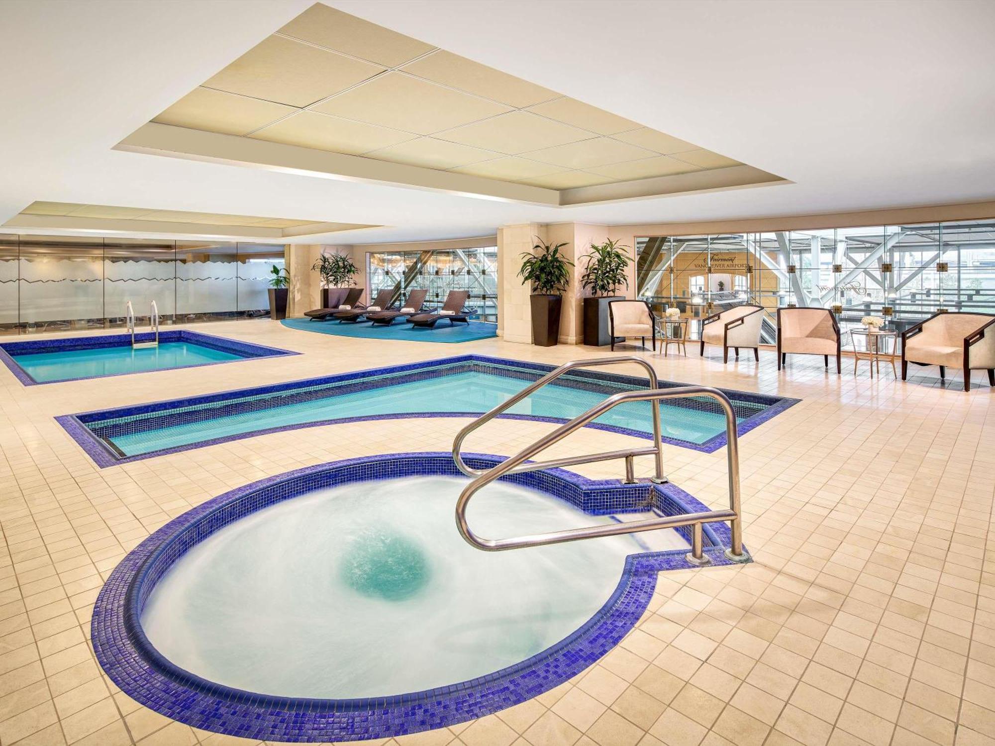 Hotel Fairmont Vancouver Airport In-terminal 5*